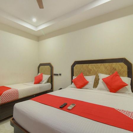 Oyo 15948 Hotel Srees Tiruchirappalli Exterior foto